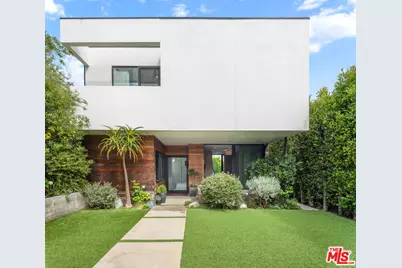 1102 Amoroso Pl, Venice, CA 90291 - Photo 1