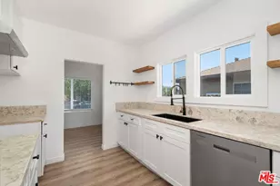 672 E 119th St, Los Angeles, CA 90059 - Photo 1