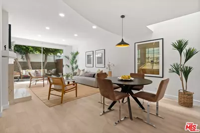 1436 20th St #13, Santa Monica, CA 90404 - Photo 1