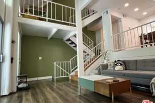 13609 Valerio St, Van Nuys, CA 91405 - Photo 1