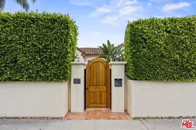 542 N Curson Ave, Los Angeles, CA 90036 - Photo 1