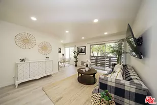 525 S Ardmore Ave, Los Angeles, CA 90020 - Photo 1