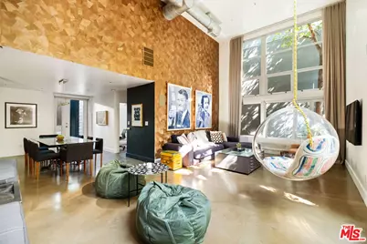 1037 N Laurel Ave #11B, West Hollywood, CA 90046 - Photo 1