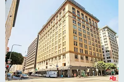 215 W 7th St #201, Los Angeles, CA 90014 - Photo 1