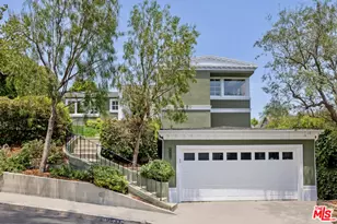 9833 Kincardine Ave, Los Angeles, CA 90034 - Photo 1