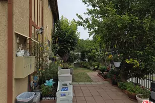 1233 Tamarind Ave, Los Angeles, CA 90038 - Photo 1