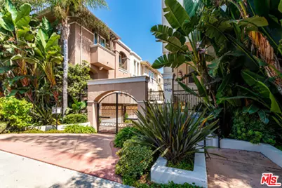 2022 S Barrington Ave #D, Los Angeles, CA 90025 - Photo 1