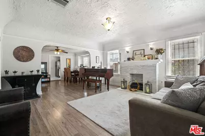 126 E 88th St, Los Angeles, CA 90003 - Photo 1