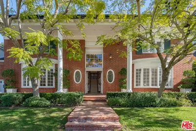 150 S June St, Los Angeles, CA 90004 - Photo 1