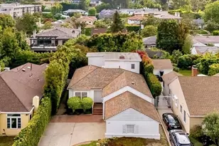 639 S Bundy Dr, Los Angeles, CA 90049 - Photo 1