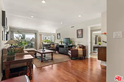 811 S Bedford St #304, Los Angeles, CA 90035 - Photo 1