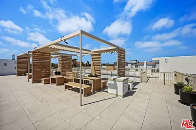 1600 Venice Blvd #Ph6, Venice, CA 90291 - Photo 1