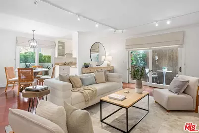 844 7th St #1, Santa Monica, CA 90403 - Photo 1