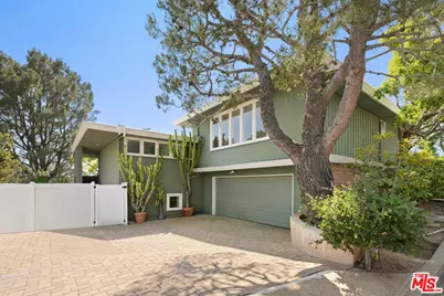 605 Hanley Way, Los Angeles, CA 90049 - Photo 1