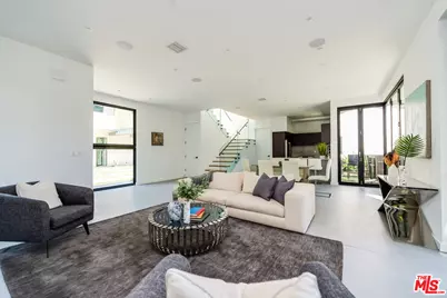 370 N San Vicente Blvd, West Hollywood, CA 90048 - Photo 1