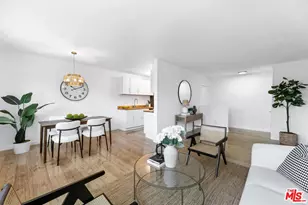 20159 Cohasset St, Winnetka, CA 91306 - Photo 1