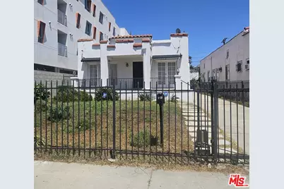 1034 N Kenmore Ave, Los Angeles, CA 90029 - Photo 1