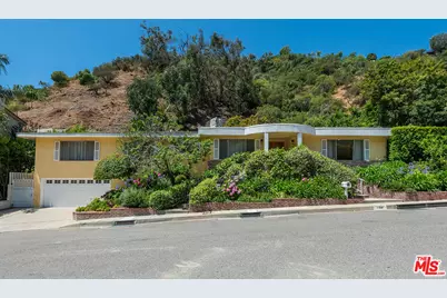 1109 Chantilly Rd, Los Angeles, CA 90077 - Photo 1