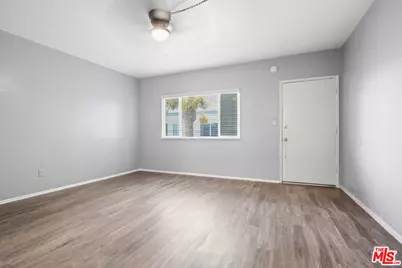 115 N Oak St #28, Inglewood, CA 90301 - Photo 1
