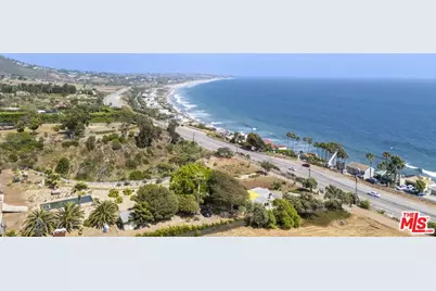 31541 Pacific Coast Hwy, Malibu, CA 90265 - Photo 1