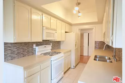 11737 Darlington Ave #205, Los Angeles, CA 90049 - Photo 1