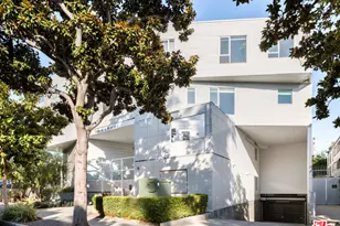 1030 N Kings Rd, West Hollywood, CA 90069 - Photo 1