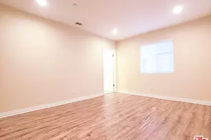 1142 S Mariposa Ave #1/2, Los Angeles, CA 90006 - Photo 1