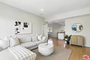 11531 Riverside Dr, North Hollywood, CA 91602 - Photo 1