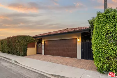 4309 Don Carlos Dr, Los Angeles, CA 90008 - Photo 1