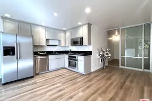 11645 Montana Ave, Los Angeles, CA 90049 - Photo 1