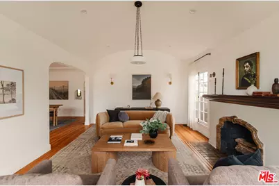 3029 S Norton Ave, Los Angeles, CA 90018 - Photo 1