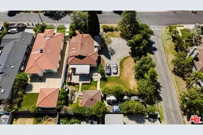5454 Aura Ave, Tarzana, CA 91356 - Photo 1