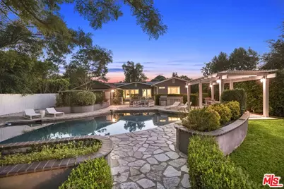 6002 Jumilla Ave, Woodland Hills, CA 91367 - Photo 1