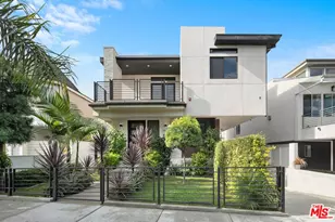 211 S Irena Ave, Redondo Beach, CA 90277 - Photo 1