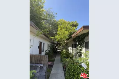 720 Salem St, Glendale, CA 91203 - Photo 1