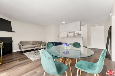 257 S Manhattan Pl #8, Los Angeles, CA 90004 - Photo 1