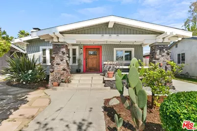 128 S Hobart Blvd, Los Angeles, CA 90004 - Photo 1