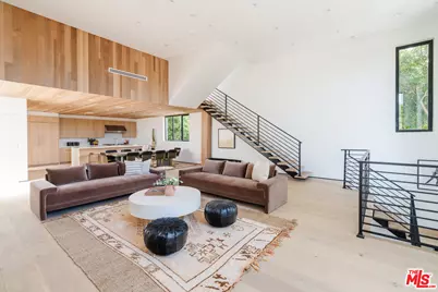 611 Broadway St, Venice, CA 90291 - Photo 1