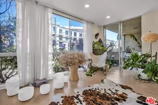 11970 Montana Ave, Los Angeles, CA 90049 - Photo 1