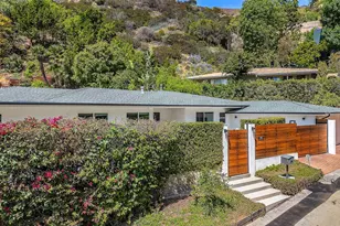 9495 Gloaming Dr, Beverly Hills, CA 90210 - Photo 1