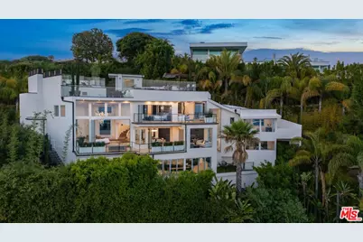 9270 Kinglet Dr, Los Angeles, CA 90069 - Photo 1