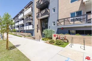 518 N Gramercy Pl, Los Angeles, CA 90004 - Photo 1