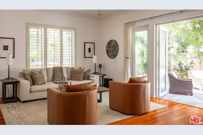 138 Channel Pointe Mall, Marina del Rey, CA 90292 - Photo 1