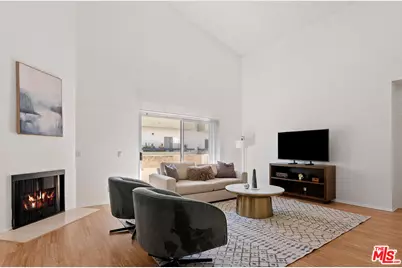 7005 Jordan Ave #215, Canoga Park, CA 91303 - Photo 1