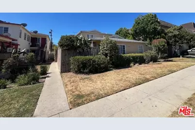 13358 Victory Blvd, Van Nuys, CA 91401 - Photo 1