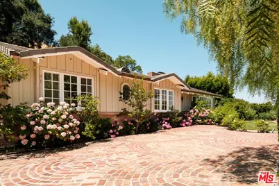 9430 Eden Dr, Beverly Hills, CA 90210 - Photo 1