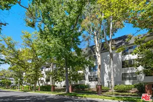 651 Wilcox Ave, Los Angeles, CA 90004 - Photo 1