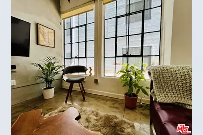 746 S Los Angeles St #302, Los Angeles, CA 90014 - Photo 1