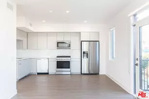 843 Wilcox Ave, Los Angeles, CA 90038 - Photo 1