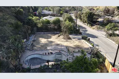 1403 Marinette Rd, Pacific Palisades, CA 90272 - Photo 1